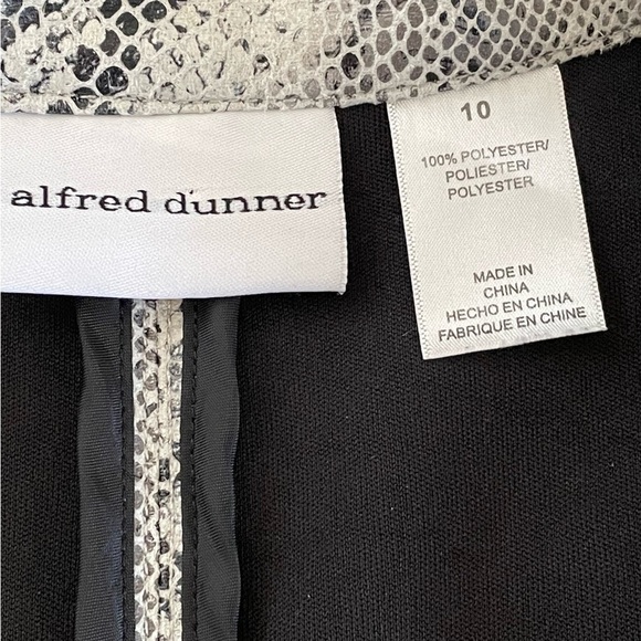 Alfred Dunner Faux Snakeskin Zip Jacket Size 10 - Picture 5 of 6